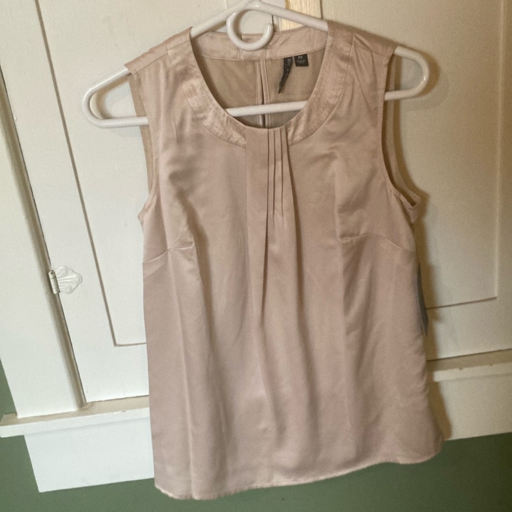 New Doc & Amerlia silk blouse, sleeveless shirt.